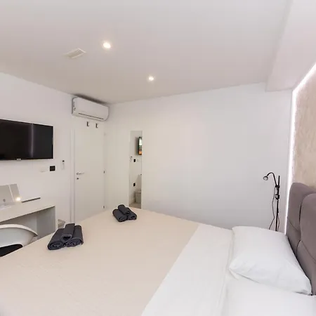 Orange Apartment&spa Okrug Gornji * Трогир